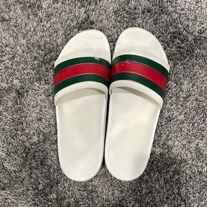 Gucci Slides size 72